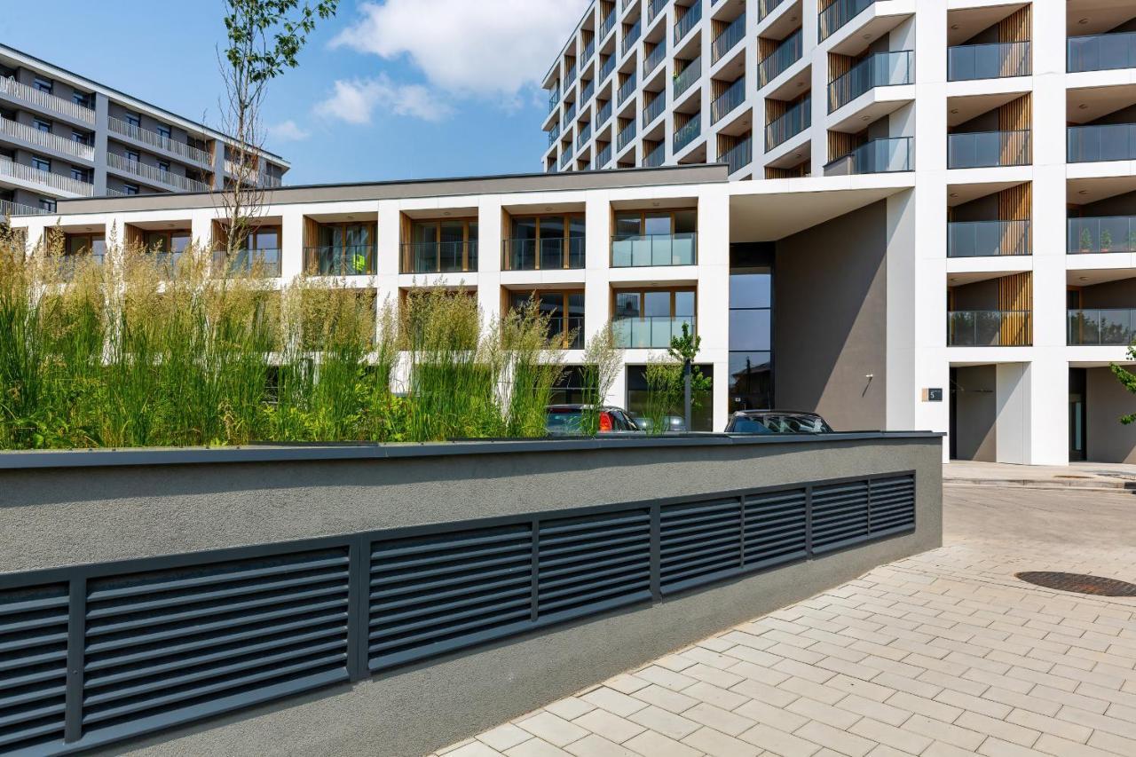 Warsaw Praga Kokoryczki Apartments With Parking By Noclegi Renters Exterior foto